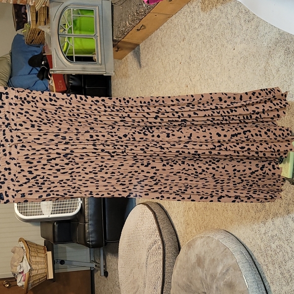 Jodfl Leopard aprint Skirt - Picture 1 of 7
